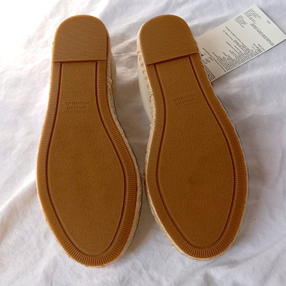 Amazon Essentials Women's Espadrilles Ballerina Flat Shoes Beige Size 8.5 - Picture 3 of 6